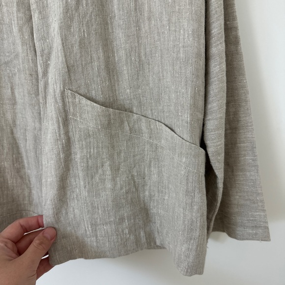 Chelsea Lensing linen jacket - Picture 3 of 5